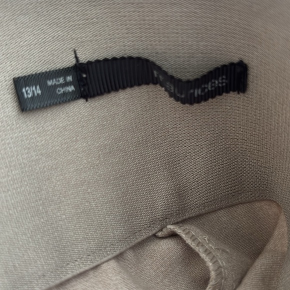 Maurice’s dress capri pants - Picture 3 of 3